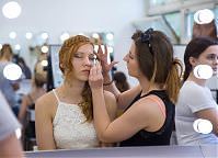 4 łapy & make-upy - przygotowania do sesji zdjęciowej w SWiCH. Fot. Anita Kot