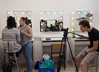 4 łapy & make-upy - przygotowania do sesji zdjęciowej w SWiCH. Fot. Anita Kot