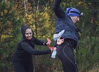 Zombie podczas Run Or Death. Szkoła Wizażu i Charakteryzacji SWiCh przygotowuje żywe trupy. Fot. Piotr Pazdyka